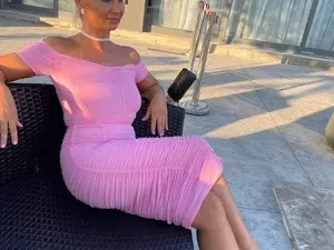 Merlyn4u  live sex cam