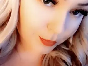 VegasPrincess  live sex cam