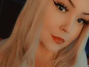 VegasPrincess  live sex cam