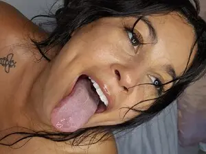 MsMaxii  live sex cam