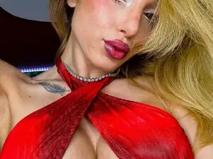 BlondeHalo  live sex cam