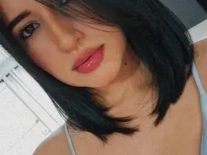 Sofiwatson  live sex cam