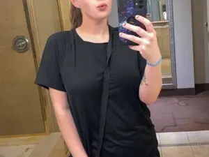 Lovelyjane99  live sex cam