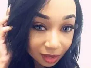 LuxeDoll  live sex cam