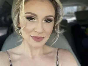 HairyKittty  live sex cam