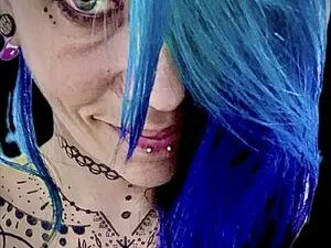 ToxiDysforia  live sex cam