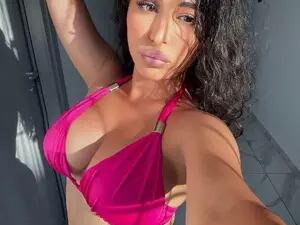 IvyMonique  live sex cam