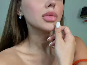 CrazyMillanka  live sex cam