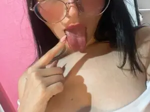 Keitymoon  live sex cam