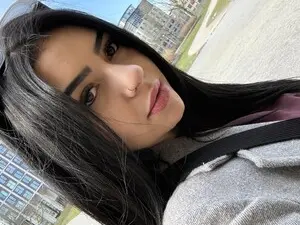 KiraAmane  live sex cam