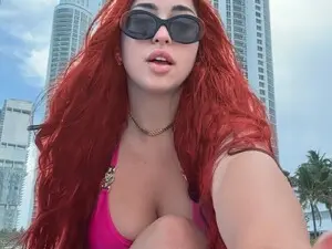 MariahAva  live sex cam