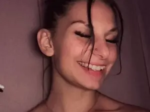 Cuteandclassy  live sex cam