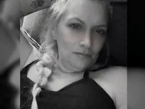 Sexysunflower  live sex cam