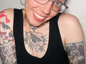 Misschloefawn  live sex cam
