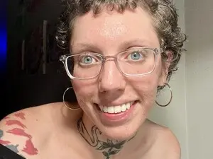 Misschloefawn  live sex cam