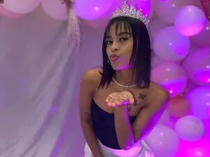 NicoleJoness  live sex cam