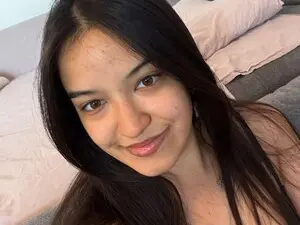 BellaWave  live sex cam