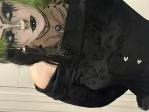 StabbySavvy  live sex cam