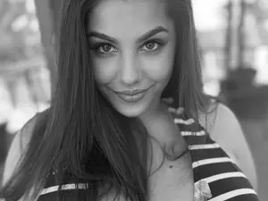 EmmaMm  live sex cam