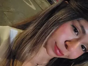 Ragnar_nina  live sex cam