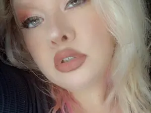 Siennaluxx  live sex cam