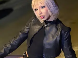 Emigoddess  live sex cam