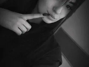 AdeleCherie69  live sex cam