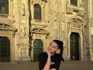 LuvCaprice  live sex cam