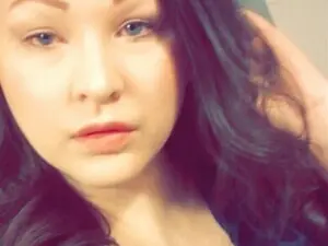 SexxxyShellyy  live sex cam