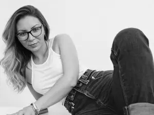 Sagytits  live sex cam