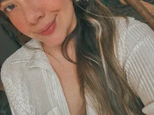 Bonnie_Bellet  live sex cam