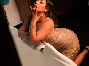 Lauhills  live sex cam