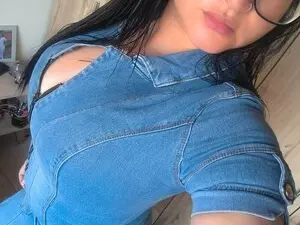 PamySmiles  live sex cam