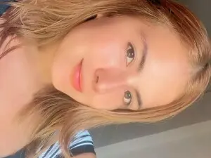 Lara19  live sex cam