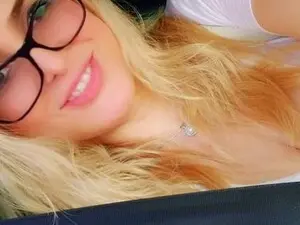 KateRayy  live sex cam