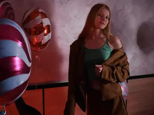 AliceWiss  live sex cam