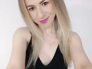 JulyaJ  live sex cam