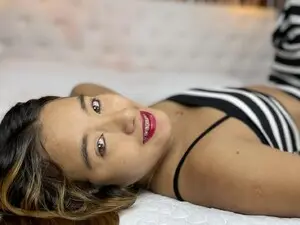 Sofhiaa_  live sex cam