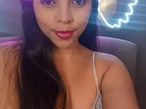 Almaablack  live sex cam