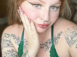 Bambifawns4u  live sex cam
