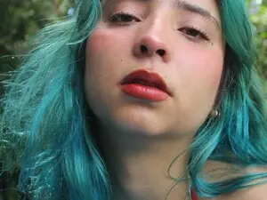 Irissmile  live sex cam