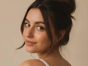Emiverse  live sex cam