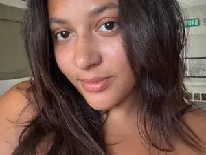 Dreamyriri  live sex cam