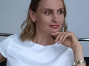 Elenapre  live sex cam