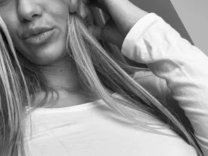 S3xyBlond3e  live sex cam