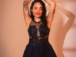 Kate_wells  live sex cam