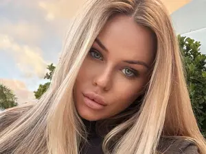 Linda_0nline  live sex cam