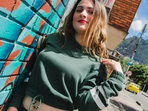 Linda_XD  live sex cam