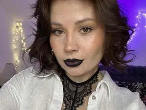 MedeaAllure  live sex cam