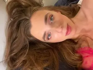 Annabisoux  live sex cam